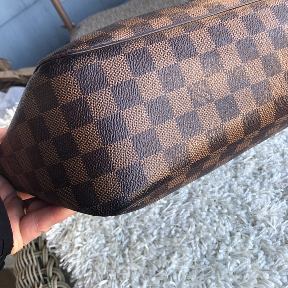 Louis Vuitton bag - Picture 14 of 17